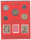 Набор монет и почтовых марок Ватикана